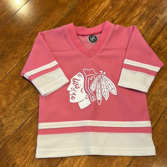 Pink Childrens Chicago Blackhawks Jersey Style Pink Chicago